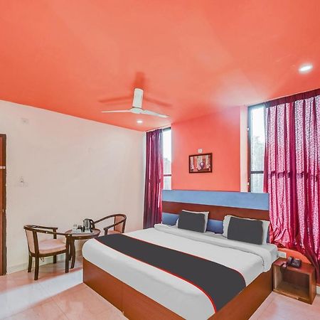 Goroomgo Hotel Planet Bhubaneswar Exterior foto