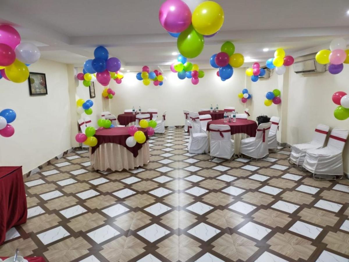 Goroomgo Hotel Planet Bhubaneswar Exterior foto